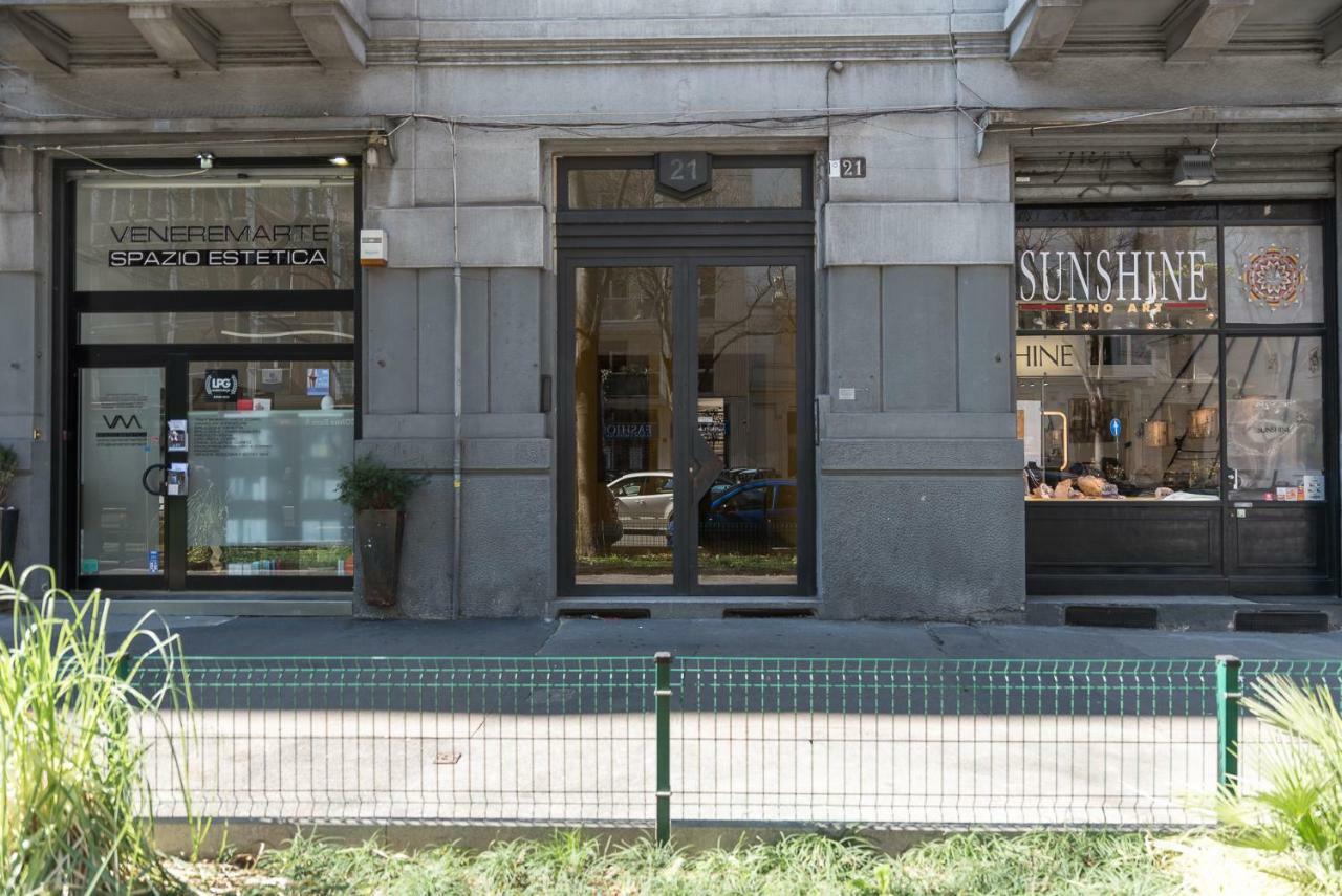 Castel Morrone Apartment Milan Luaran gambar